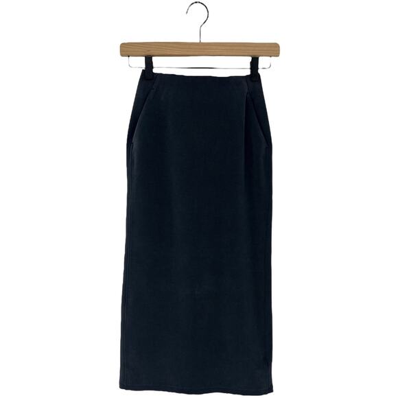 Lululemon Softstreme High-Rise Midi Skirt in Black - Picture 3 of 12
